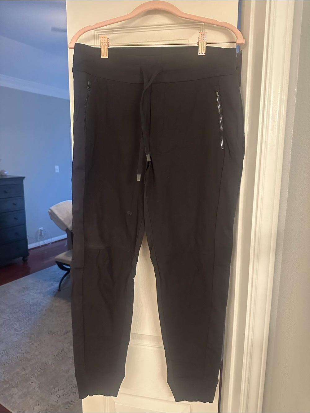 Athleta Black Women's Jogger Track Pants with Zip Pockets